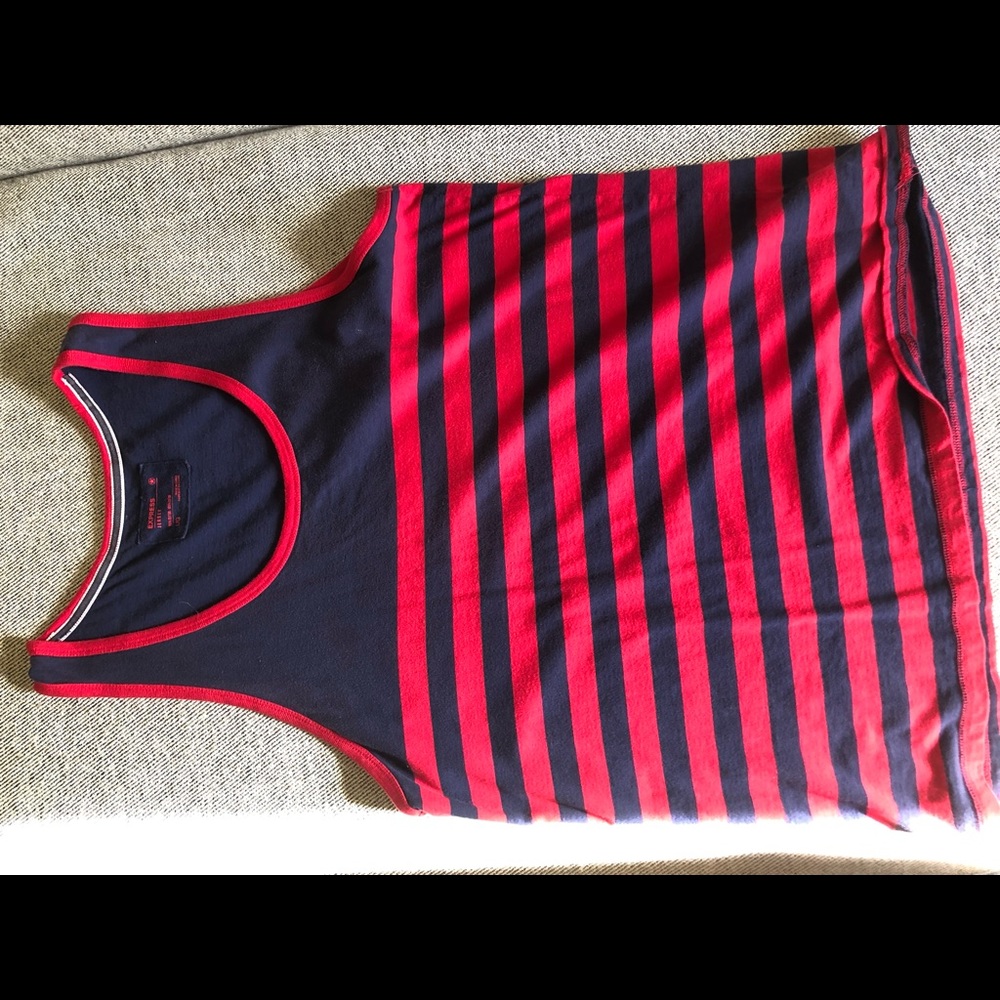 Red/Blue tank